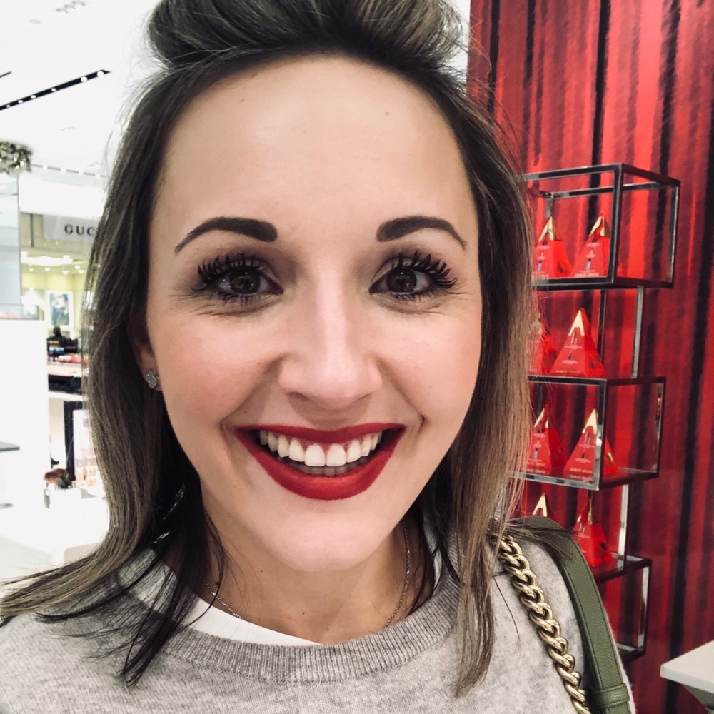 Meet your Posher, Kayla